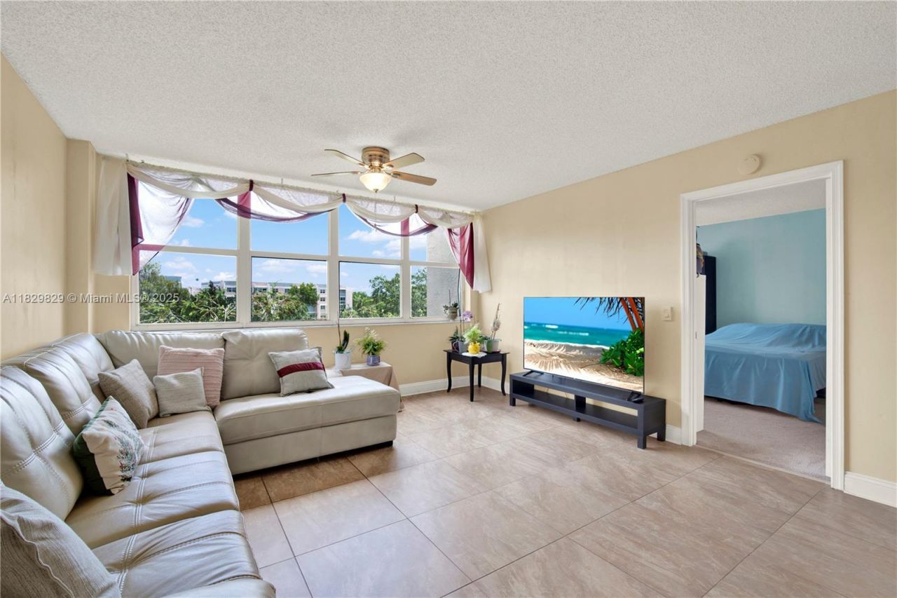 10217 NW 24th Pl, Unit 310, Sunrise, FL 33322 Photo