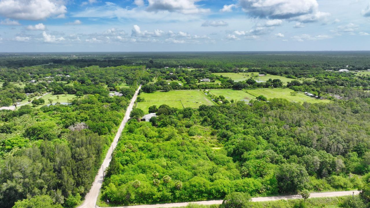 13380 101st Street, Fellsmere, FL 32948 Photo