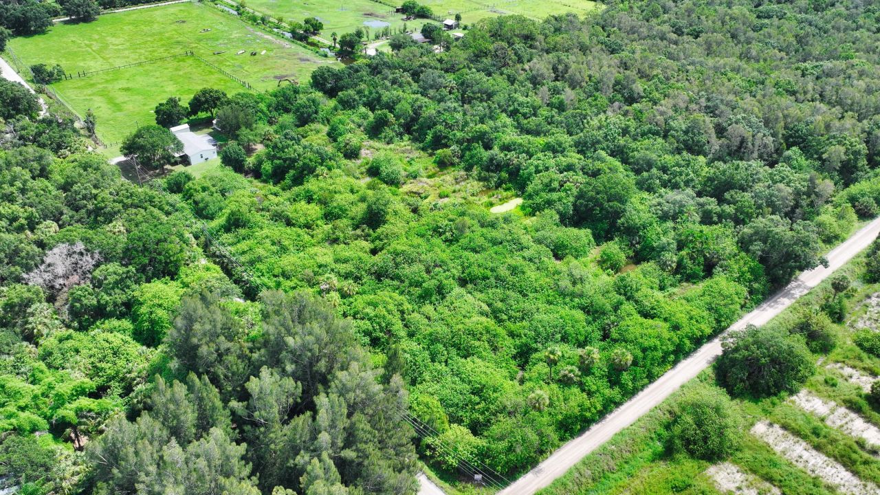 13380 101st Street, Fellsmere, FL 32948 Photo