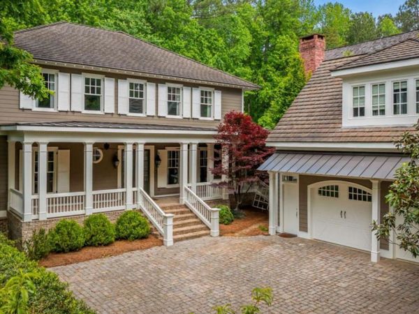 9179 Selborne Lane, Chattahoochee Hills, GA 30268