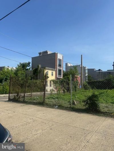 504 W Susquehanna Avenue, Philadelphia, PA 19122 Main Photo