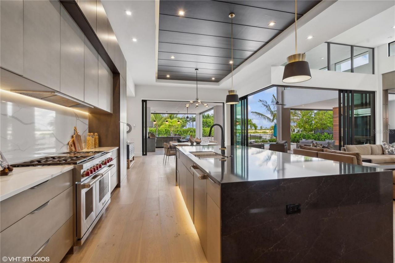 10411 Via Parma Way, Miromar Lakes, FL 33913 Photo