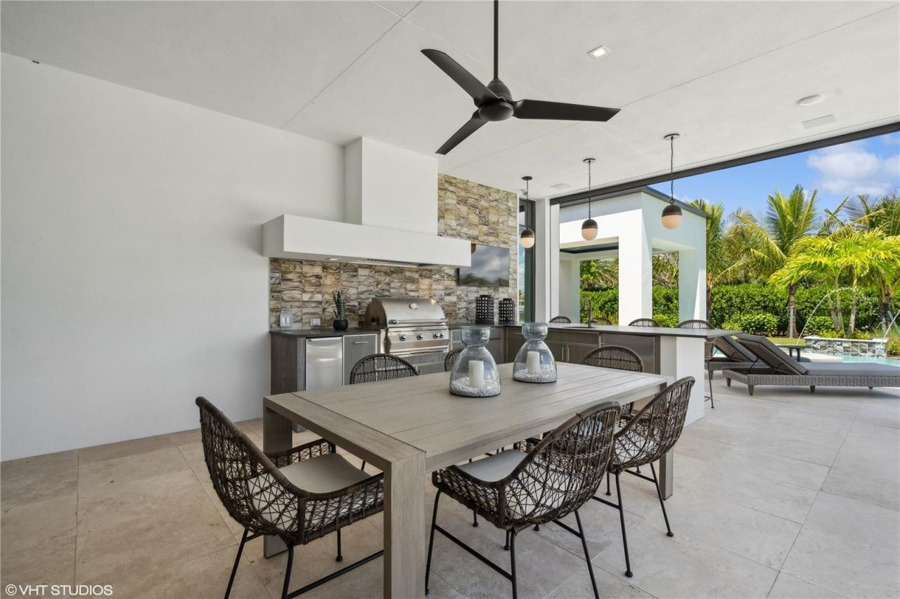 10411 Via Parma Way, Miromar Lakes, FL 33913 Photo