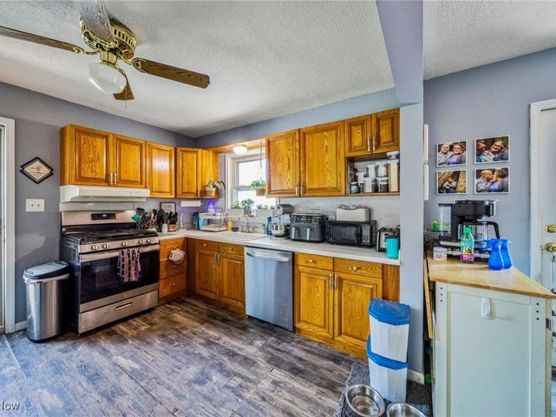 6086 N Wright Street, Kingsville, OH 44048 Photo 9