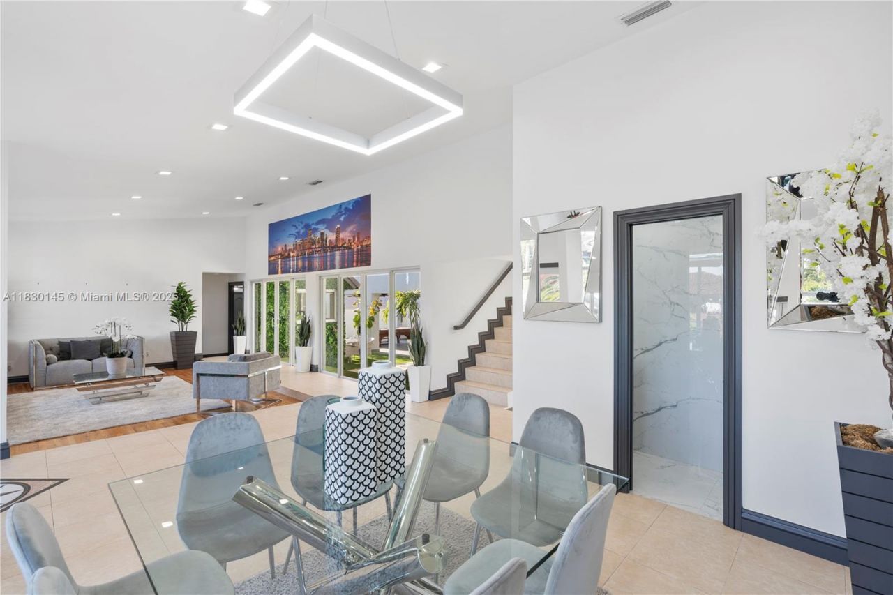 13815 SW 38th St, Miami, FL 33175 Photo