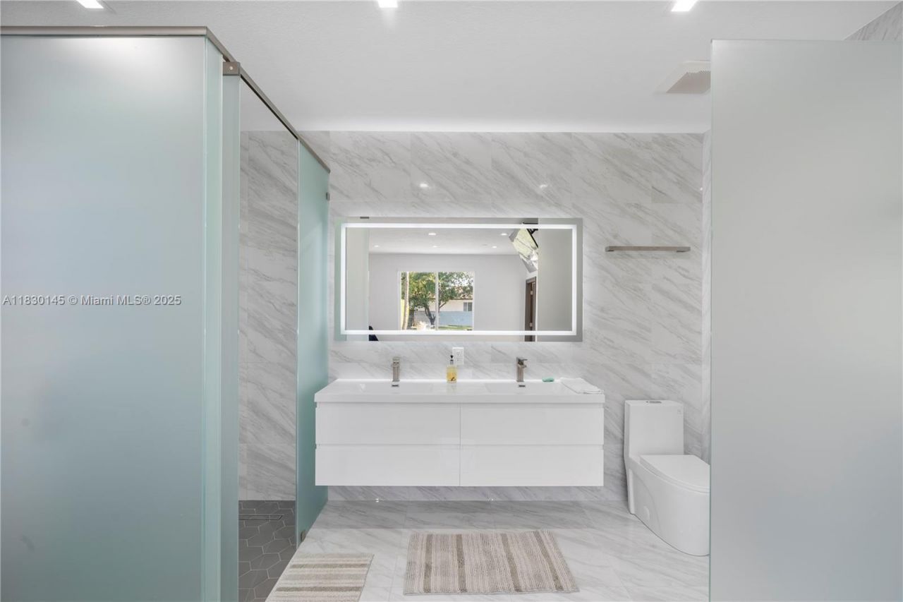 13815 SW 38th St, Miami, FL 33175 Photo