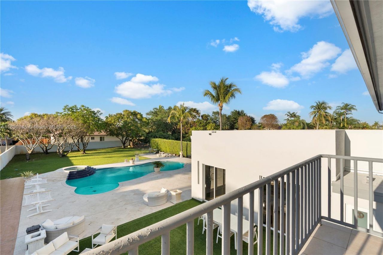 13815 SW 38th St, Miami, FL 33175 Photo