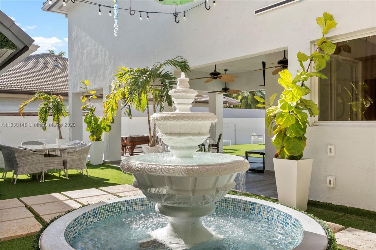 13815 SW 38th St, Miami, FL 33175 Photo