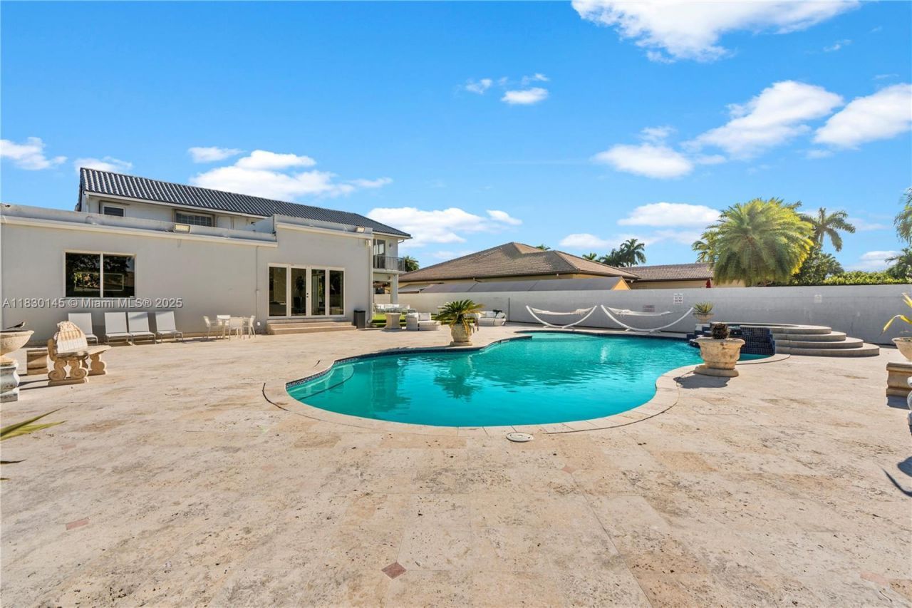 13815 SW 38th St, Miami, FL 33175 Photo