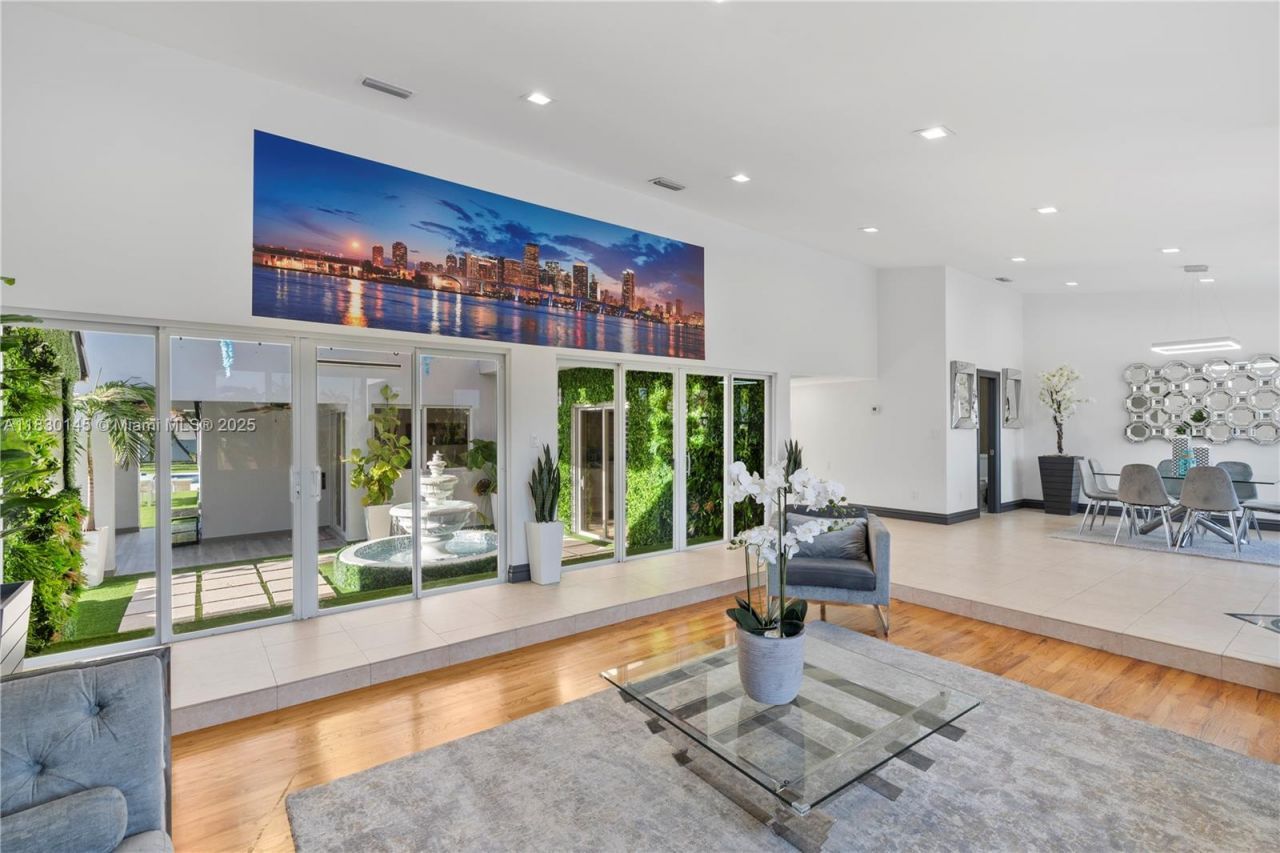 13815 SW 38th St, Miami, FL 33175 Photo