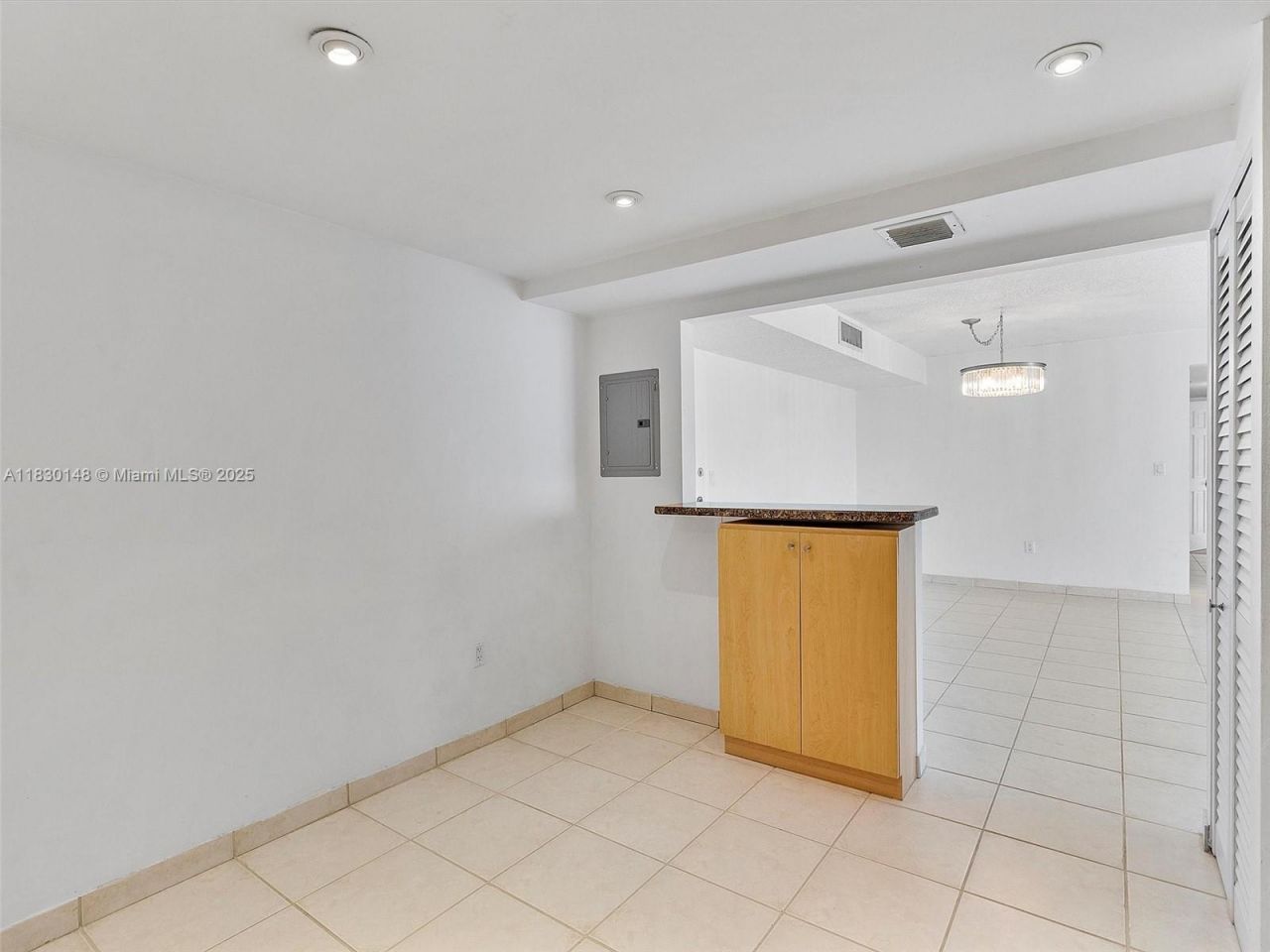 210 174th St, Unit 2005, Sunny Isles Beach, FL 33160 Photo