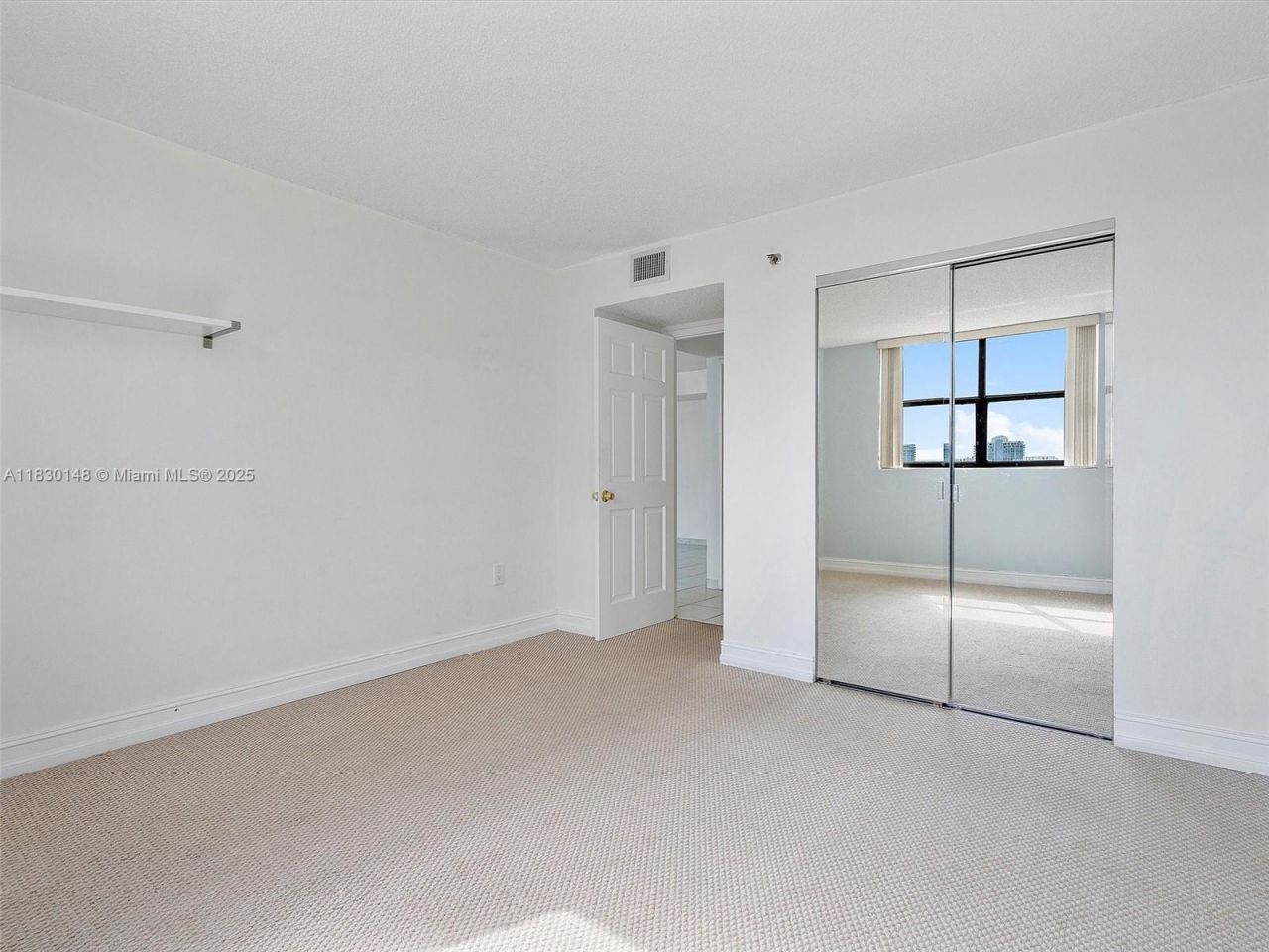 210 174th St, Unit 2005, Sunny Isles Beach, FL 33160 Photo