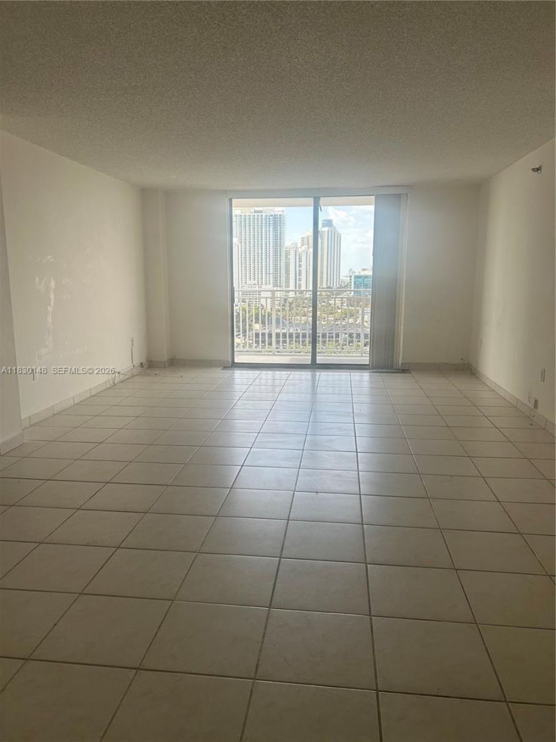 210 174th St, Unit 2005, Sunny Isles Beach, FL 33160 Photo