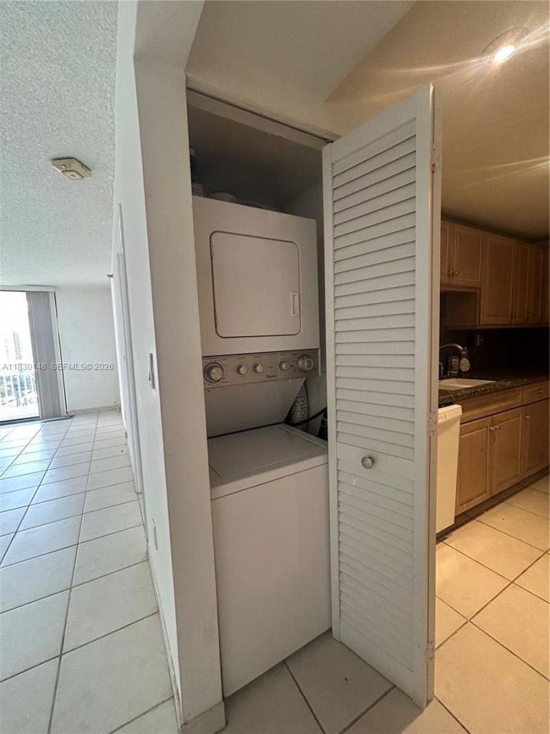 210 174th St, Unit 2005, Sunny Isles Beach, FL 33160 Photo