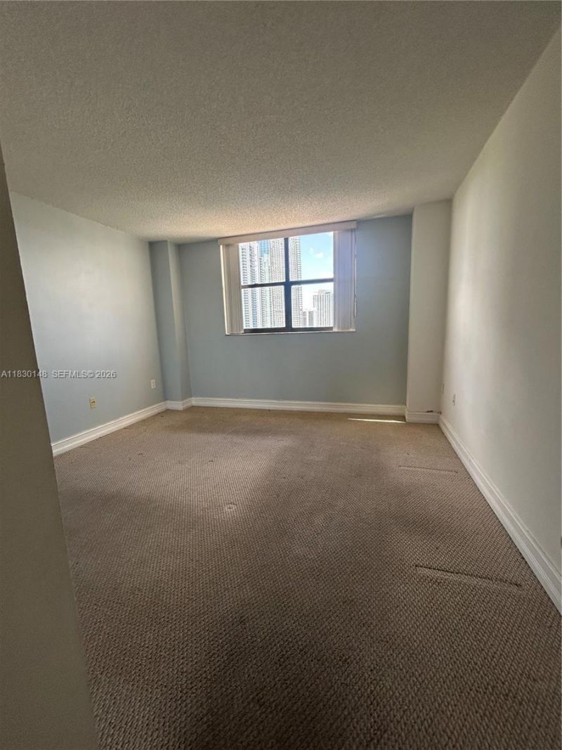 210 174th St, Unit 2005, Sunny Isles Beach, FL 33160 Photo