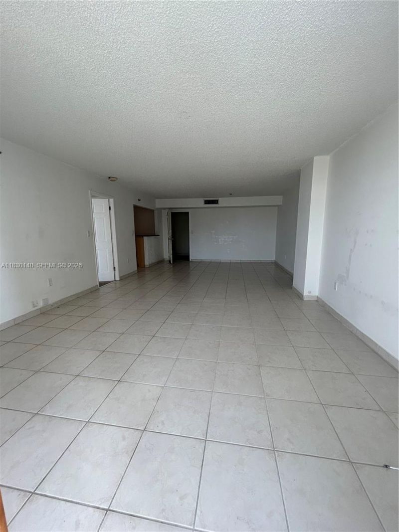 210 174th St, Unit 2005, Sunny Isles Beach, FL 33160 Photo