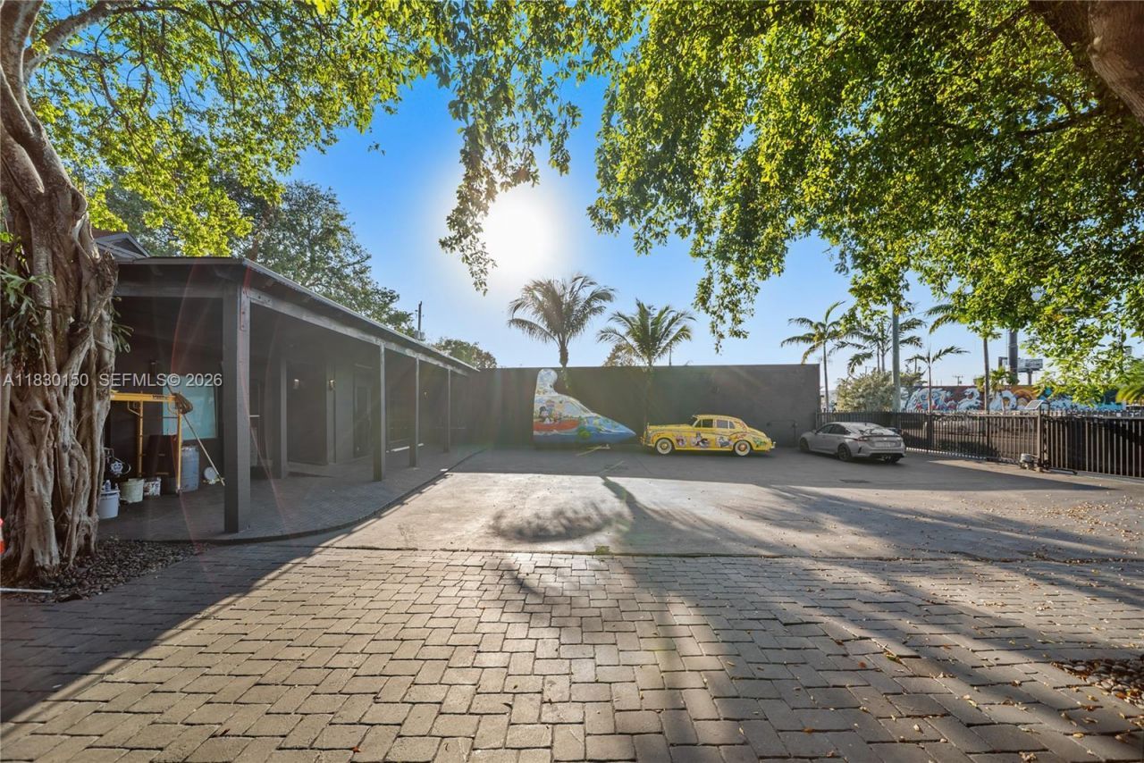 100 NW 36th St, Miami, FL 33127 Photo