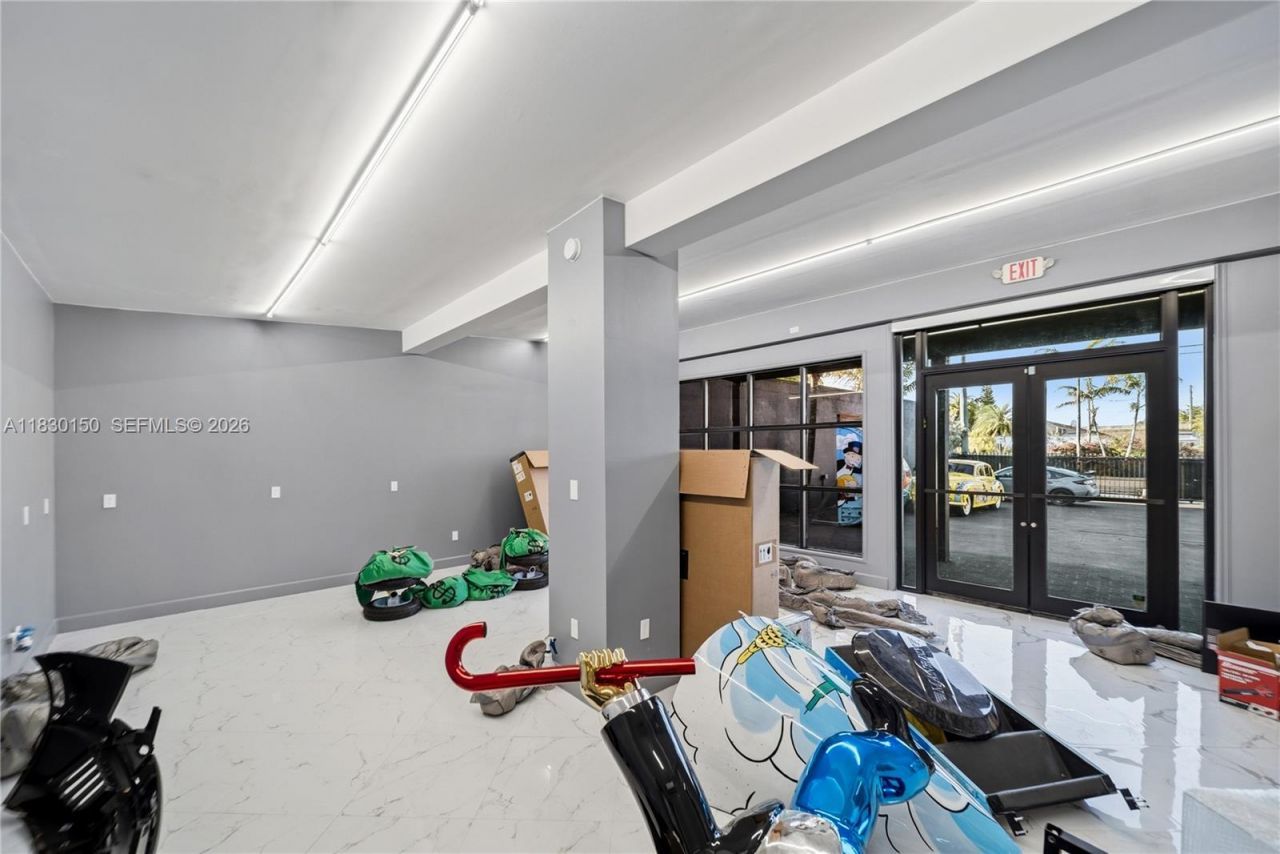 100 NW 36th St, Miami, FL 33127 Photo