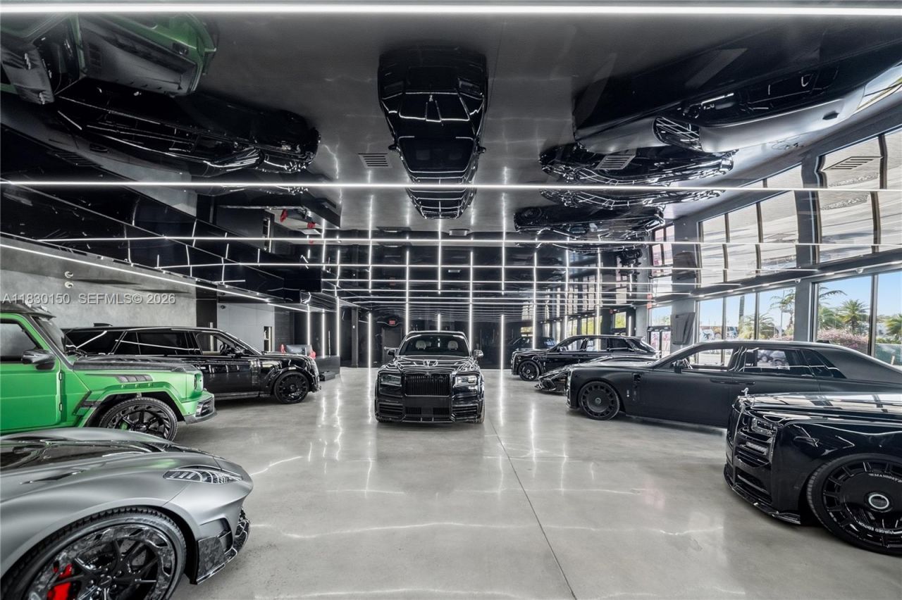 100 NW 36th St, Miami, FL 33127 Photo