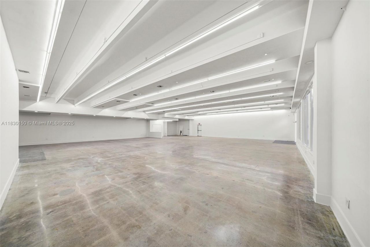 100 NW 36th St, Miami, FL 33127 Photo