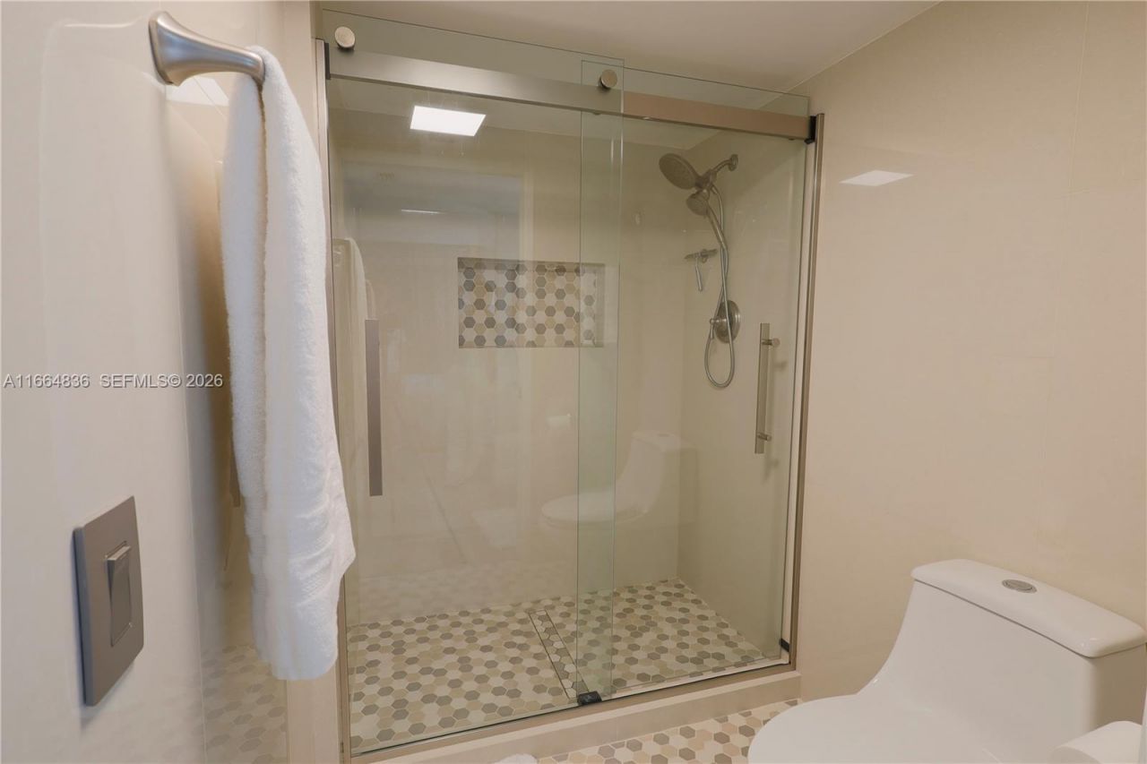 12750 SW 15th St, Unit 106D, Pembroke Pines, FL 33027 Photo