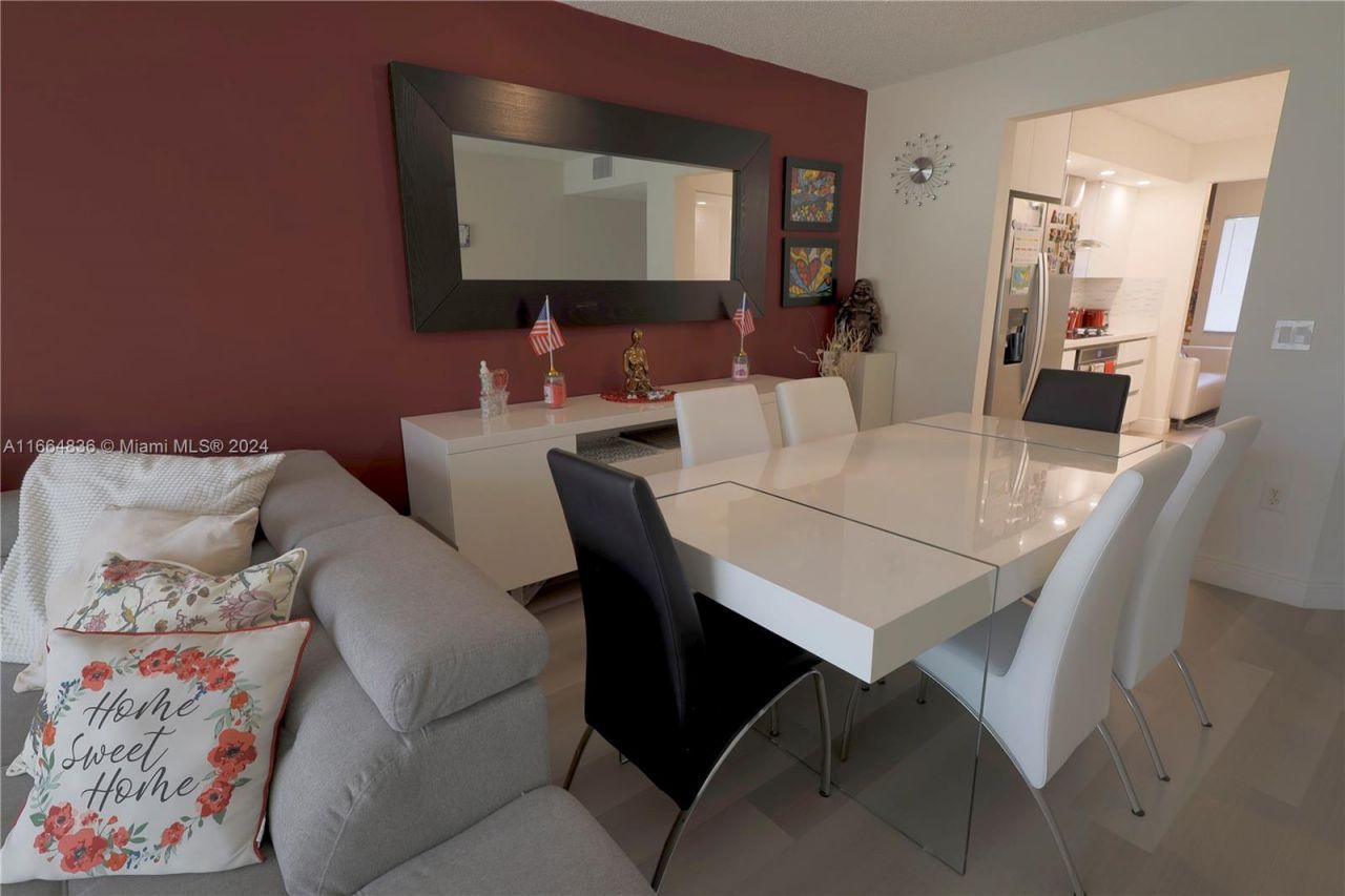 12750 SW 15th St, Unit 106D, Pembroke Pines, FL 33027 Photo