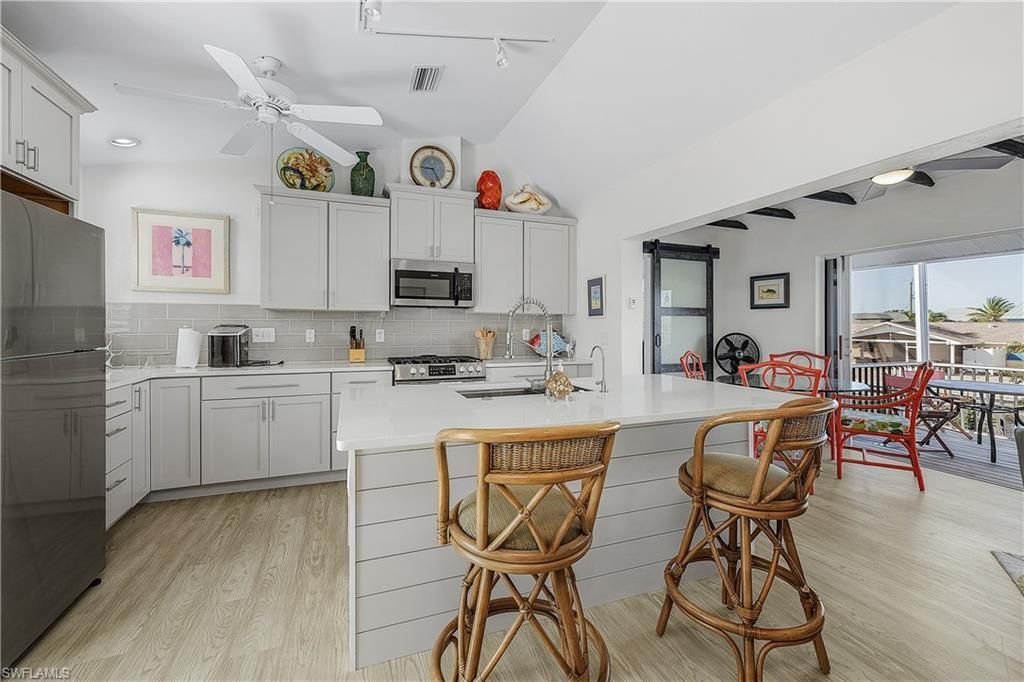 3659 Schooner Ln, Saint James City, FL 33956 Photo