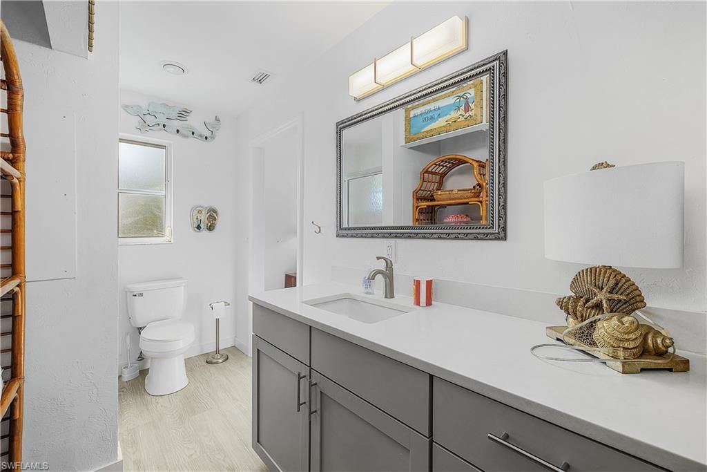 3659 Schooner Ln, Saint James City, FL 33956 Photo