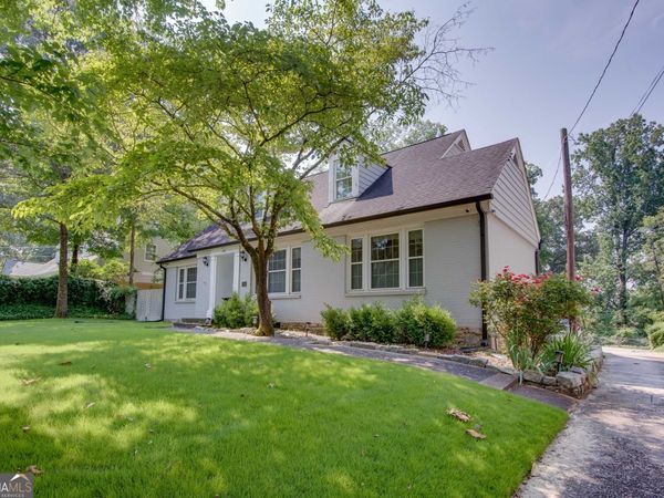 1996 Lyle Avenue, College Park, GA 30337