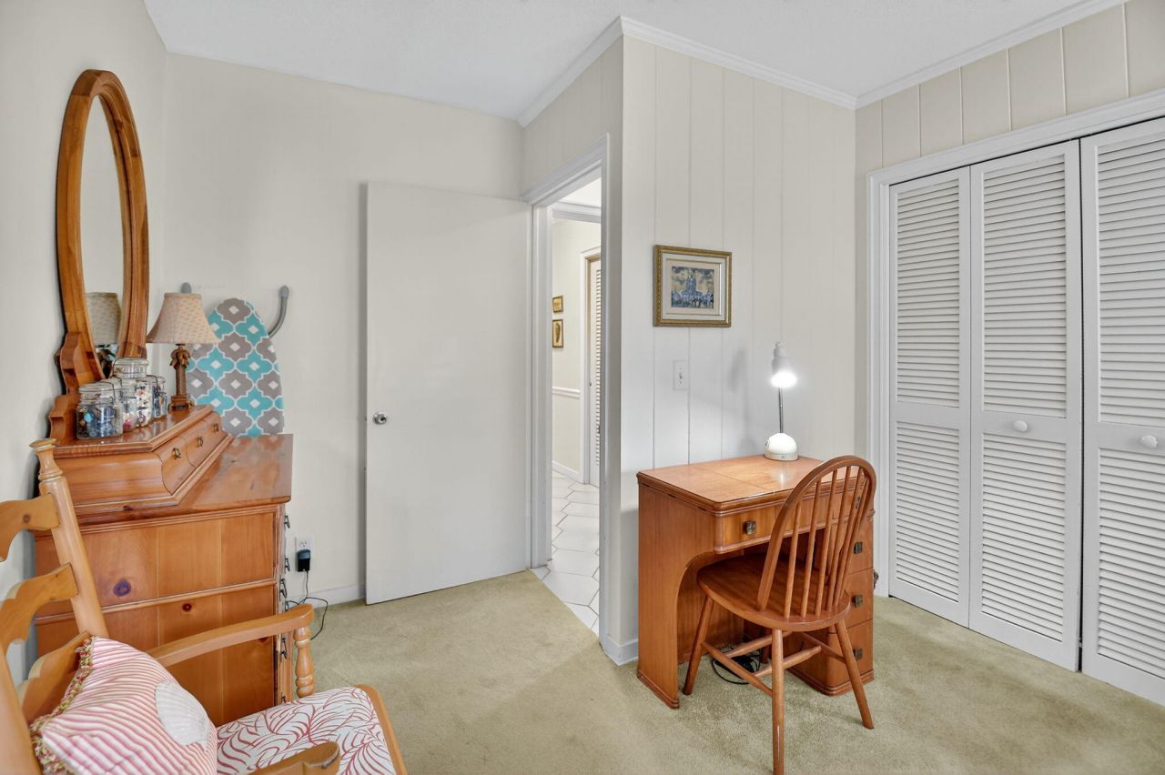 1095 Hibiscus Lane, Delray Beach, FL 33444 Photo