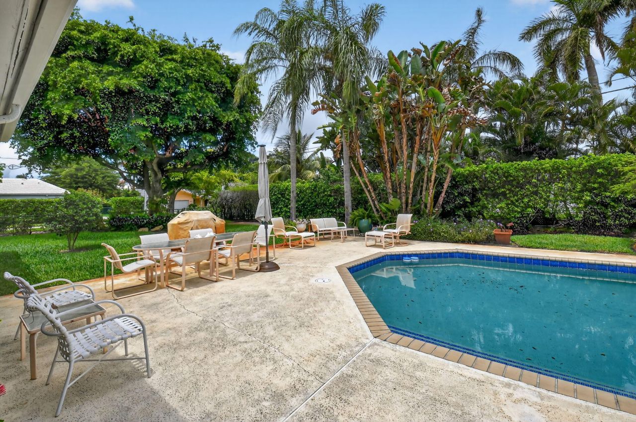 1095 Hibiscus Lane, Delray Beach, FL 33444 Photo