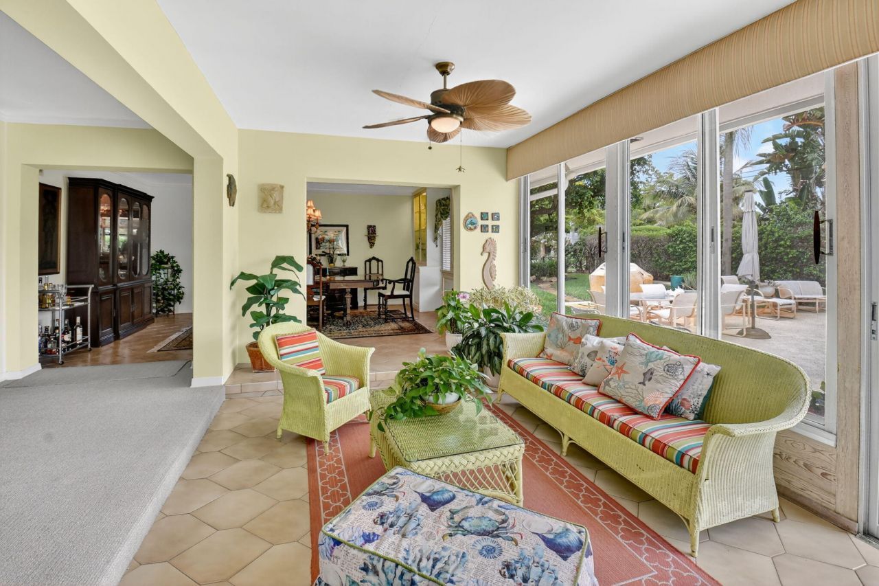 1095 Hibiscus Lane, Delray Beach, FL 33444 Photo
