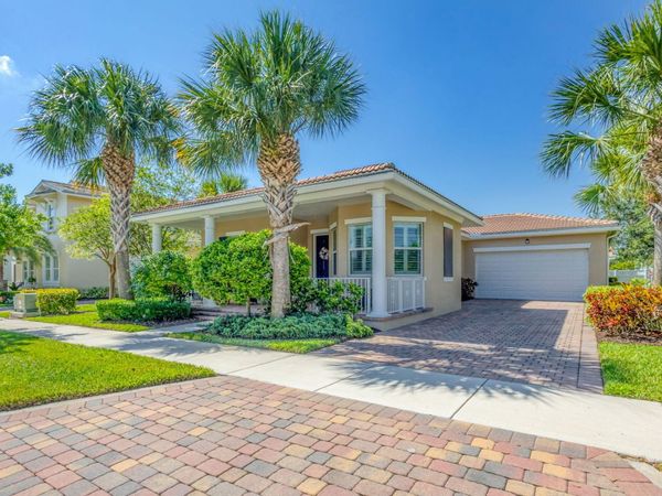 1122 S Prescott Drive, Jupiter, FL 33458