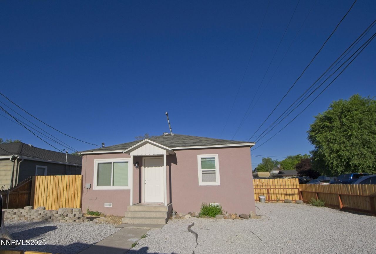 985 10th Street, Sparks, NV 89431 Photo