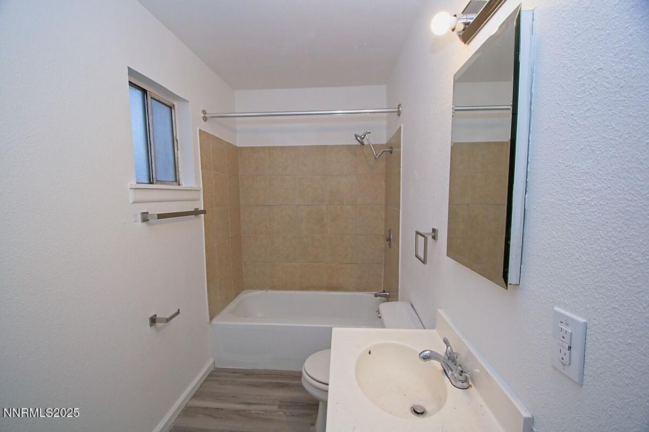 985 10th Street, Sparks, NV 89431 Photo