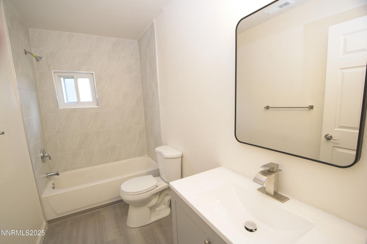 985 10th Street, Sparks, NV 89431 Photo