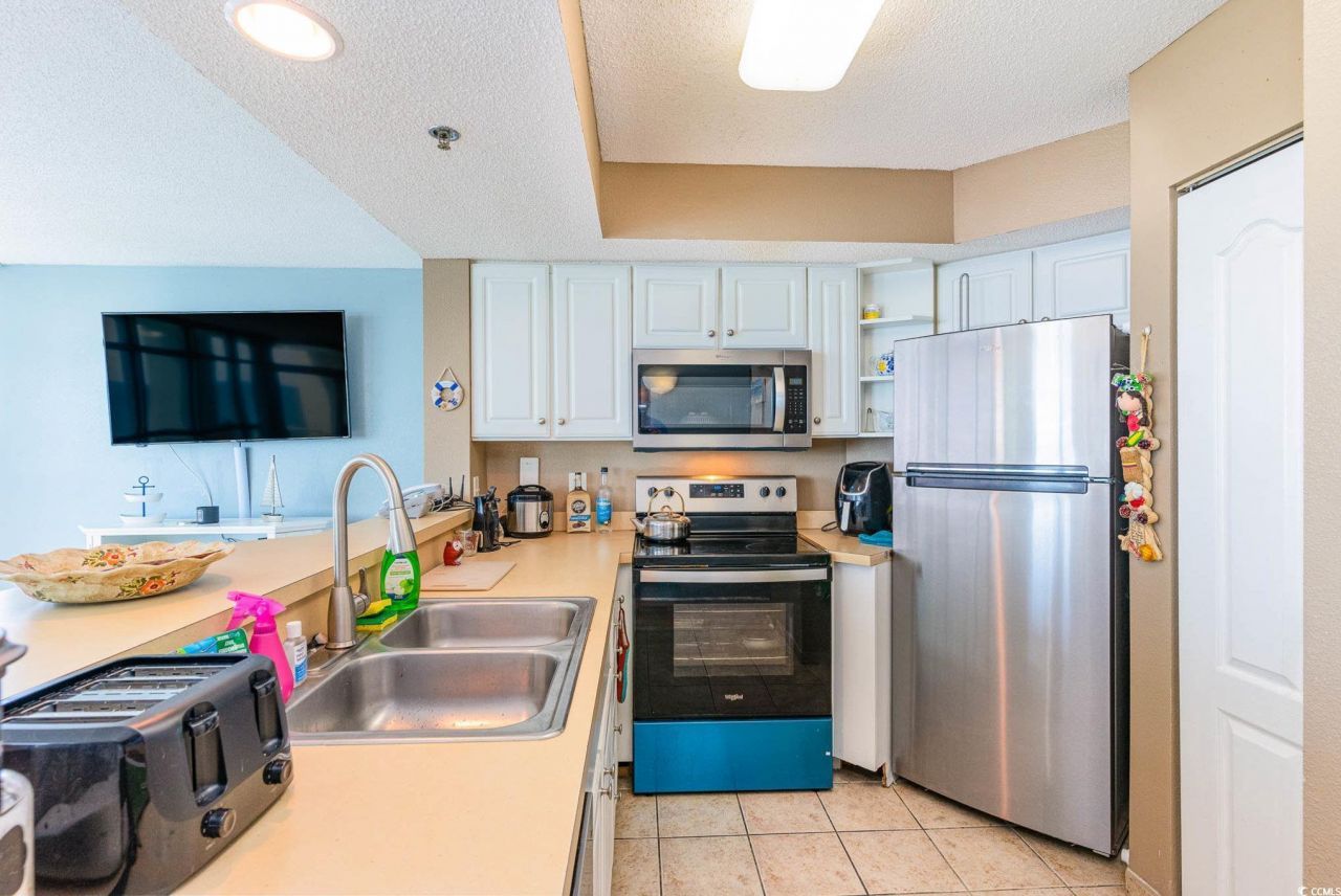 2504 N Ocean Blvd. Photo 8