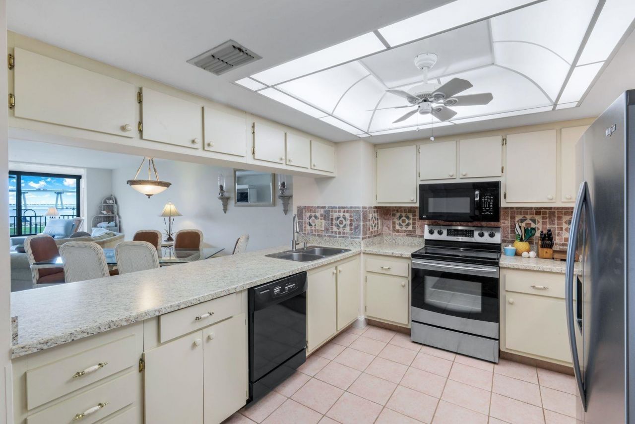 15010 Punta Rassa Rd, Unit 108, Fort Myers, FL 33908 Photo