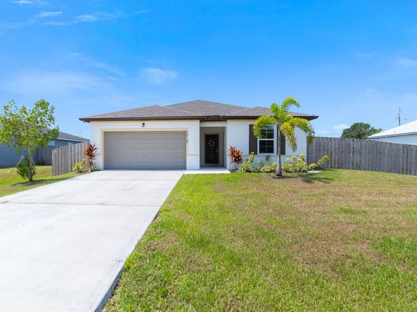 1312 SW Calmar Avenue, Unit 164, Port Saint Lucie, FL 34953