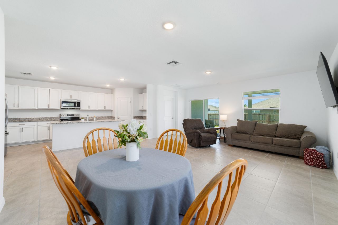 1312 SW Calmar Avenue, Unit 164, Port Saint Lucie, FL 34953 Photo