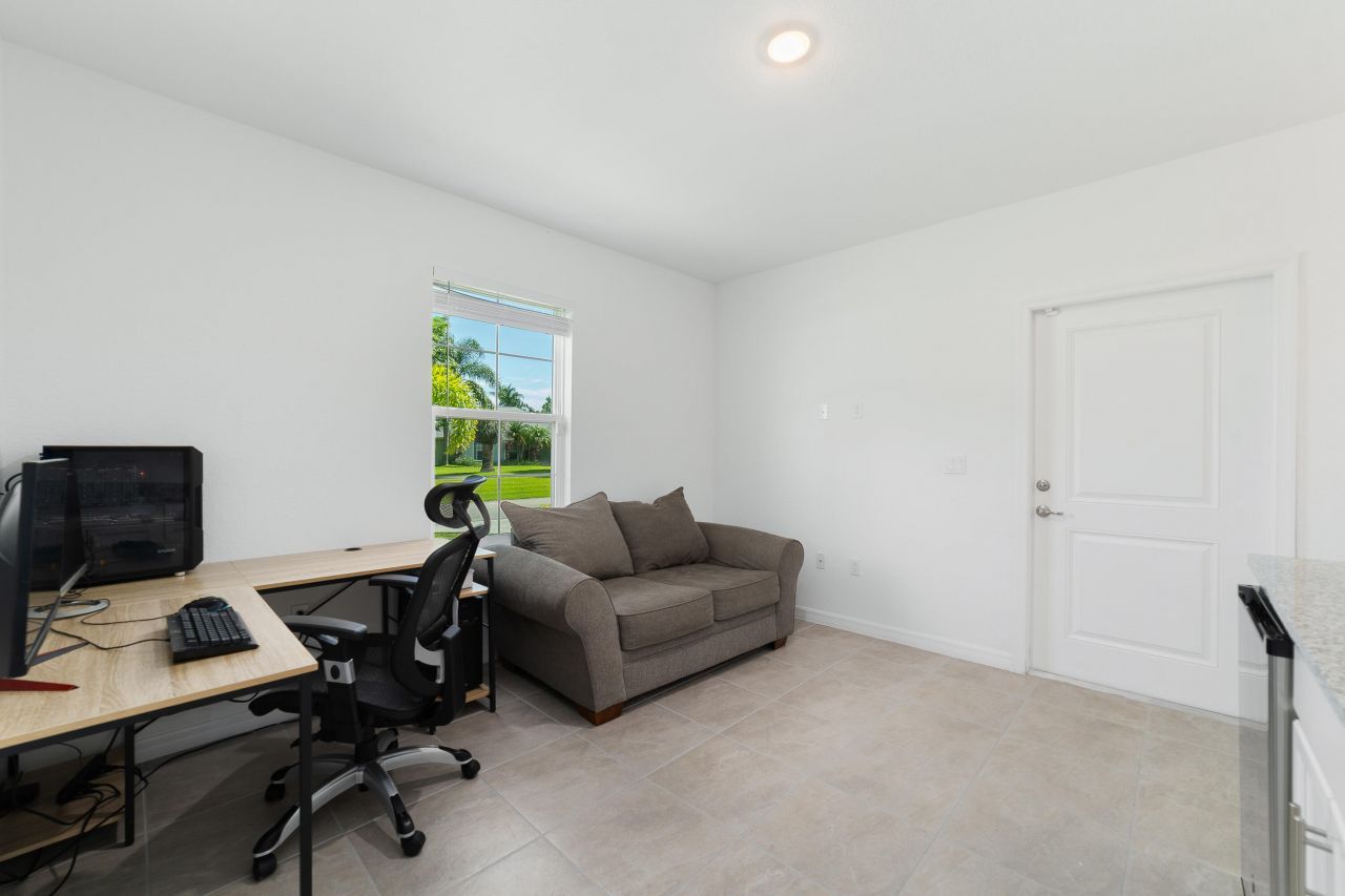 1312 SW Calmar Avenue, Unit 164, Port Saint Lucie, FL 34953 Photo
