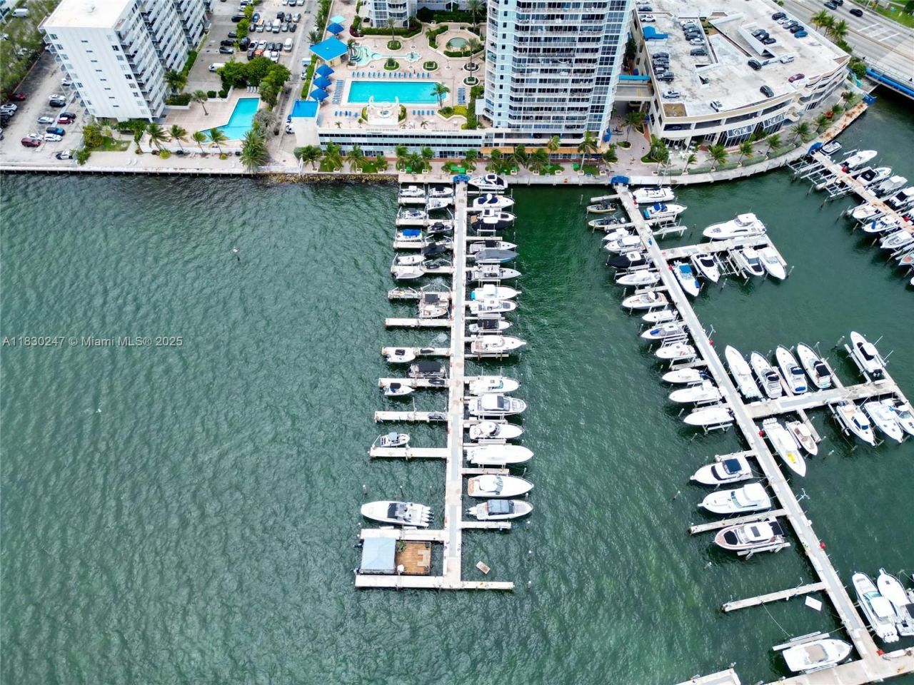 7601 E Treasure Dr #c-108, North Bay Village, FL 33141 Photo