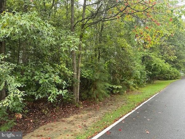 11-B Park PARK AVENUE, Unit LOT 11- B, WHITE PLAINS, MD 20695