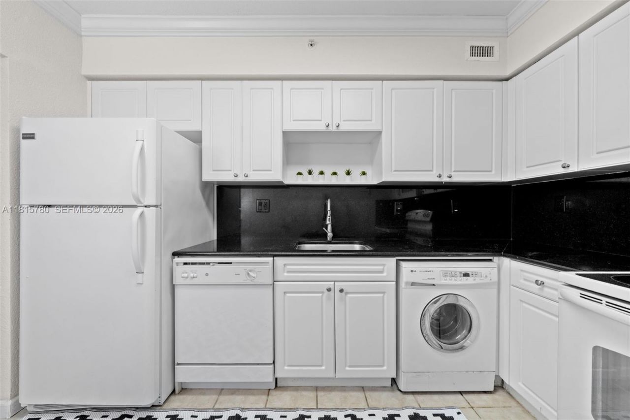 2501 S Ocean Dr, Unit PH39, Hollywood, FL 33019 Photo