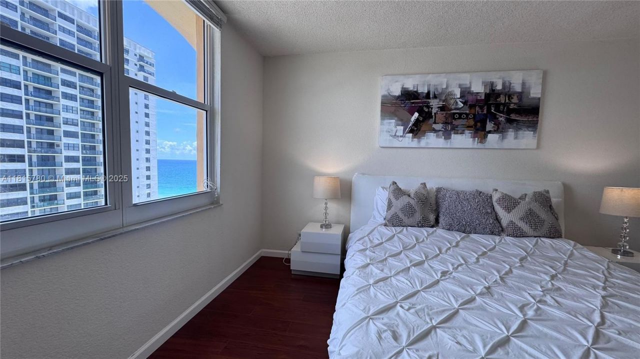 2501 S Ocean Dr, Unit PH39, Hollywood, FL 33019 Photo