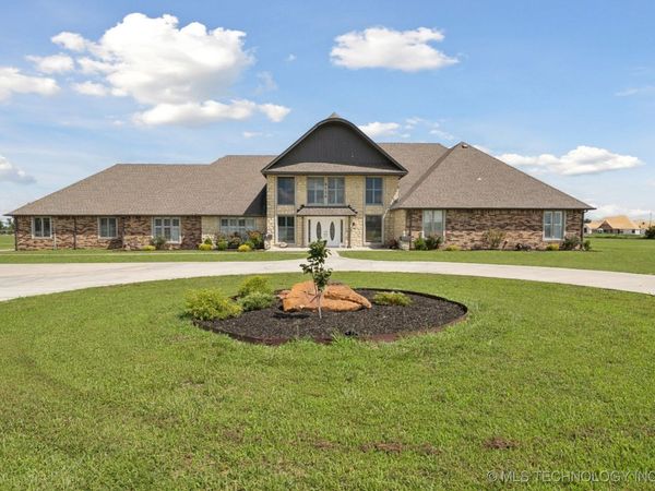 8120 E 112th Street North, Owasso, OK 74055