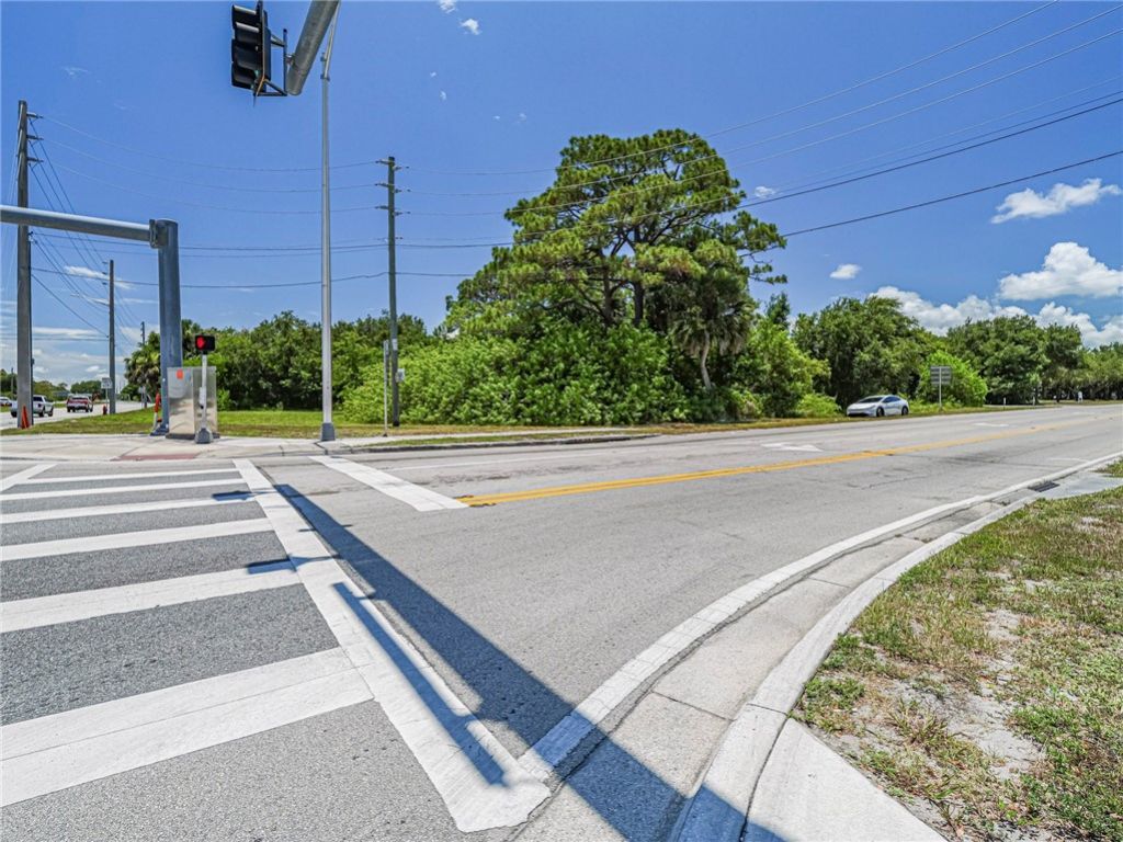 2551 St Lucie Boulevard, Fort Pierce, FL 34946 Photo