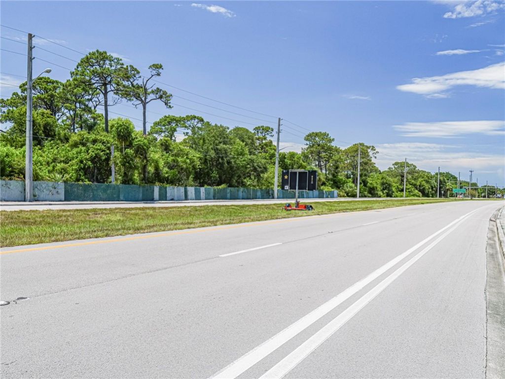 2551 St Lucie Boulevard, Fort Pierce, FL 34946 Photo