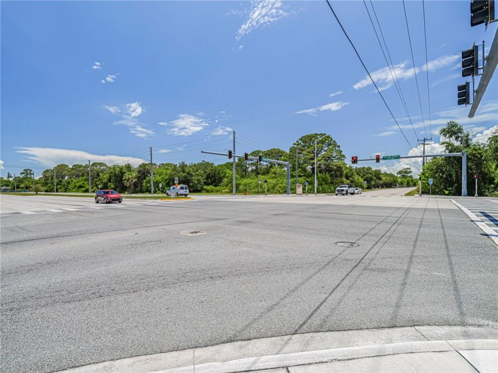 2551 St Lucie Boulevard, Fort Pierce, FL 34946 Photo