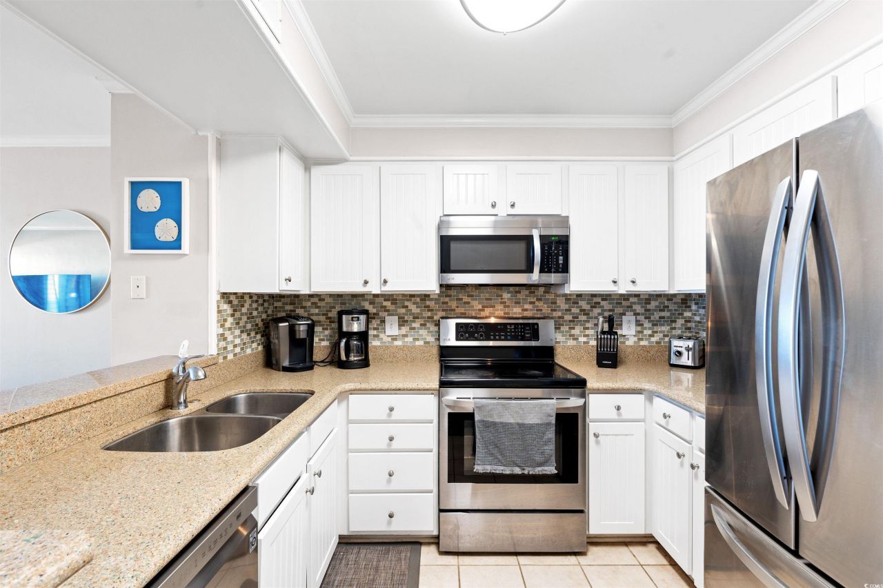 208 N Ocean Blvd. Photo 6